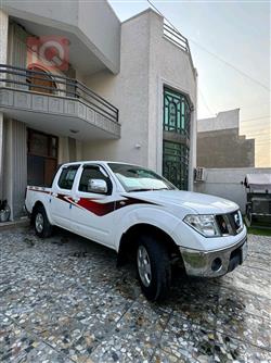 نیسان نەڤارا